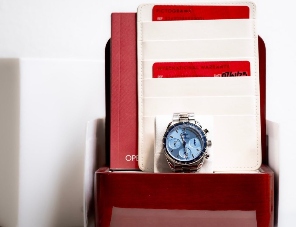 2025 OMG Speedmaster 38 Blue Dial Chronograph 324.30.38.50.03.001 – Full Set