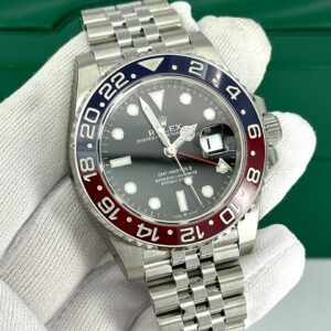 Rolex GMT-Master II “Pepsi” 40mm – Stainless Steel, Jubilee