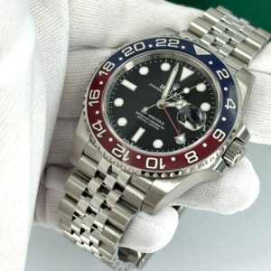Rolex GMT-Master II “Pepsi” 40mm – Stainless Steel, Jubilee