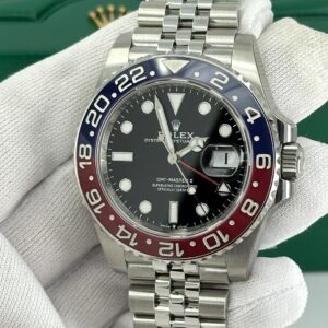 Rolex GMT-Master II “Pepsi” 40mm – Stainless Steel, Jubilee