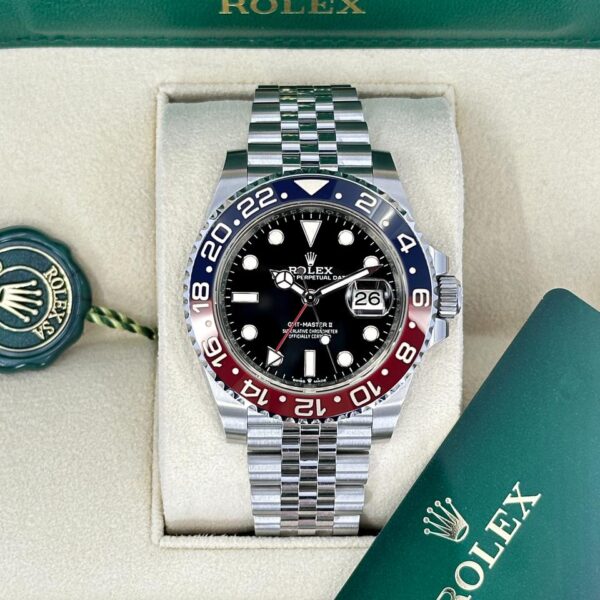 Rolex GMT-Master II “Pepsi” 40mm – Stainless Steel, Jubilee