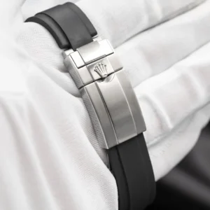 Rolex Daytona “Ghost” 40mm – White Gold, Oysterflex