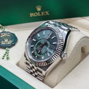 Rolex Sky-Dweller 42mm – Stainless Steel, Mint Green, Jubilee