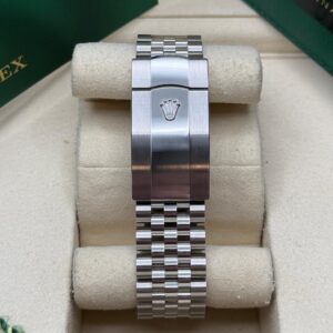 Rolex Sky-Dweller 42mm – Stainless Steel, Mint Green, Jubilee