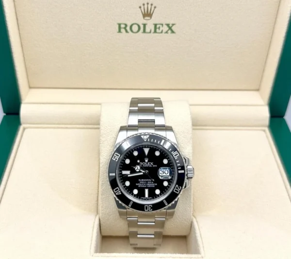 Rolex Submariner Date 40mm – Stainless Steel, Black