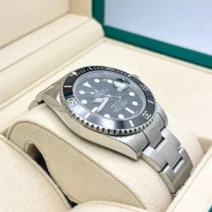 Rolex Submariner Date 40mm – Stainless Steel, Black