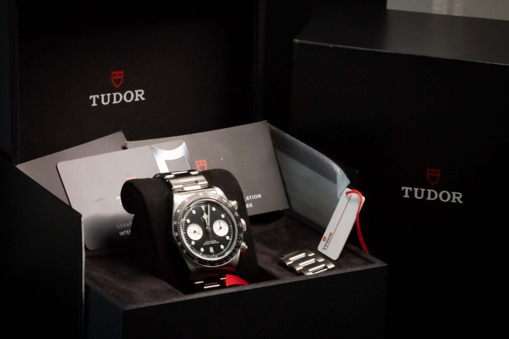 Tudor Black Bay Chronograph Reverse Panda – Ref. 79360N – Full Set